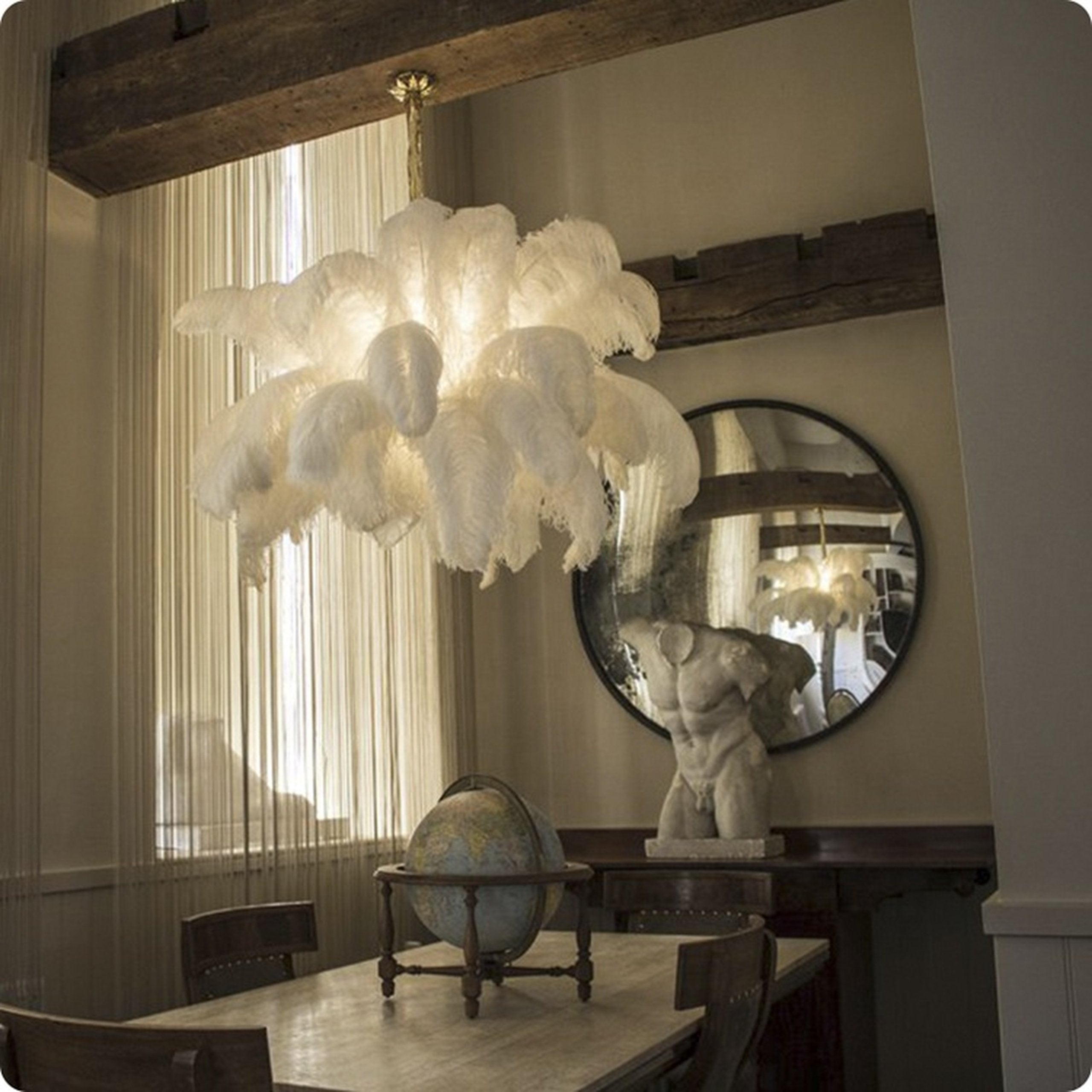 Lustra Chandelier Ostrich Feather Large Brass Stem