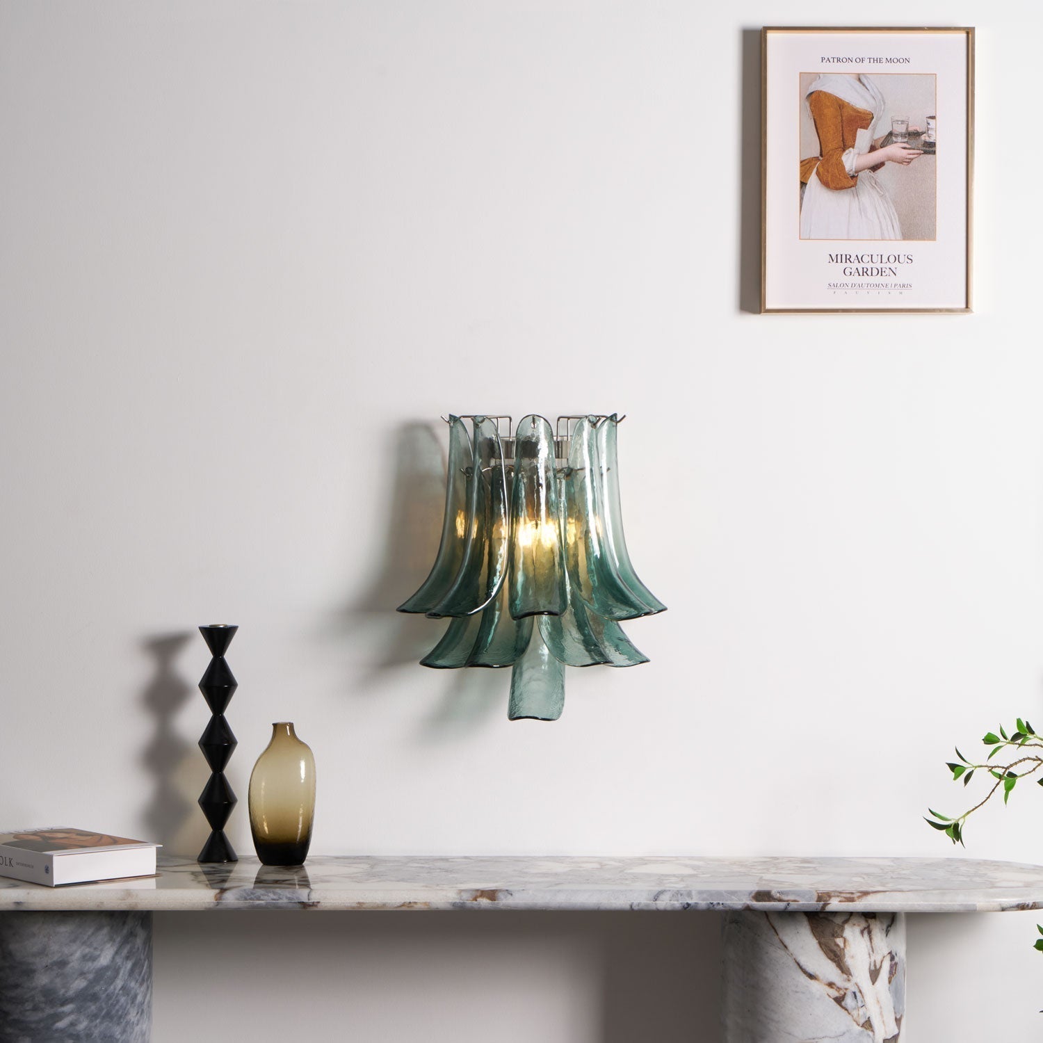 Aurora Wall Light Petal Shaped Glass Vintage Artistic