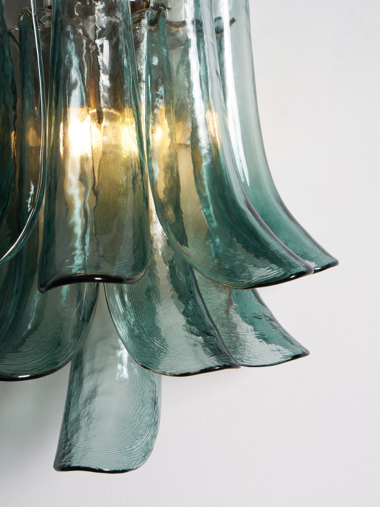 Aurora Wall Light Petal Shaped Glass Vintage Artistic