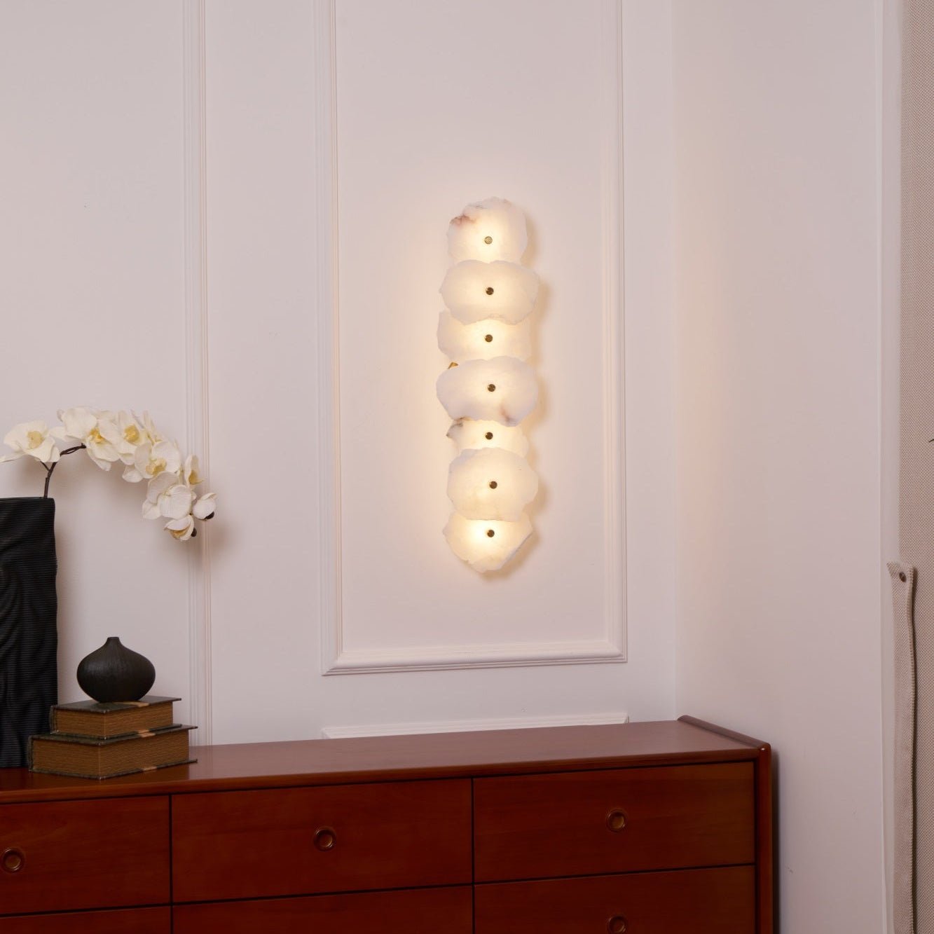 Cevra Alabaster Flower Wall Lamp