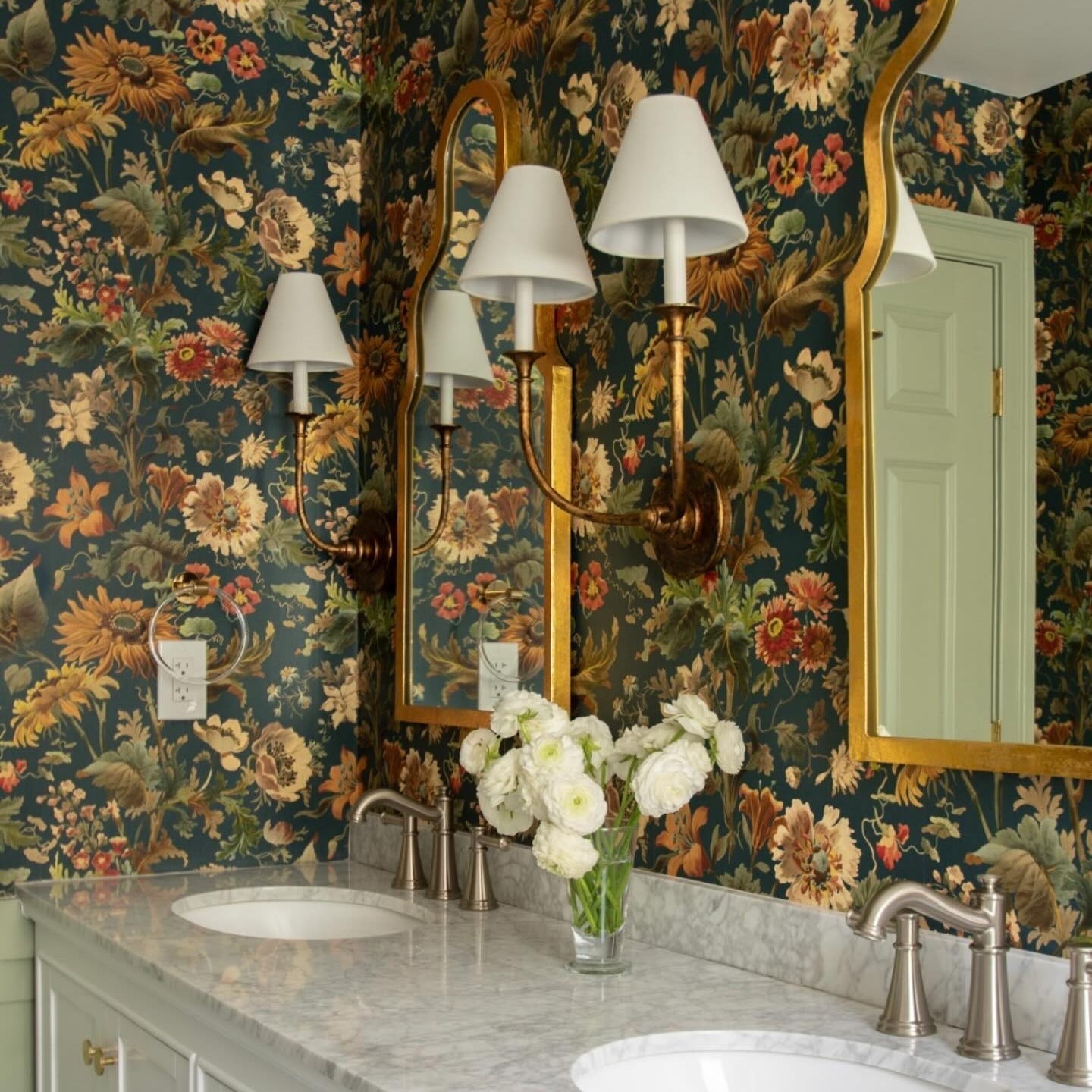 Vivienne Wall Lamp Fabric