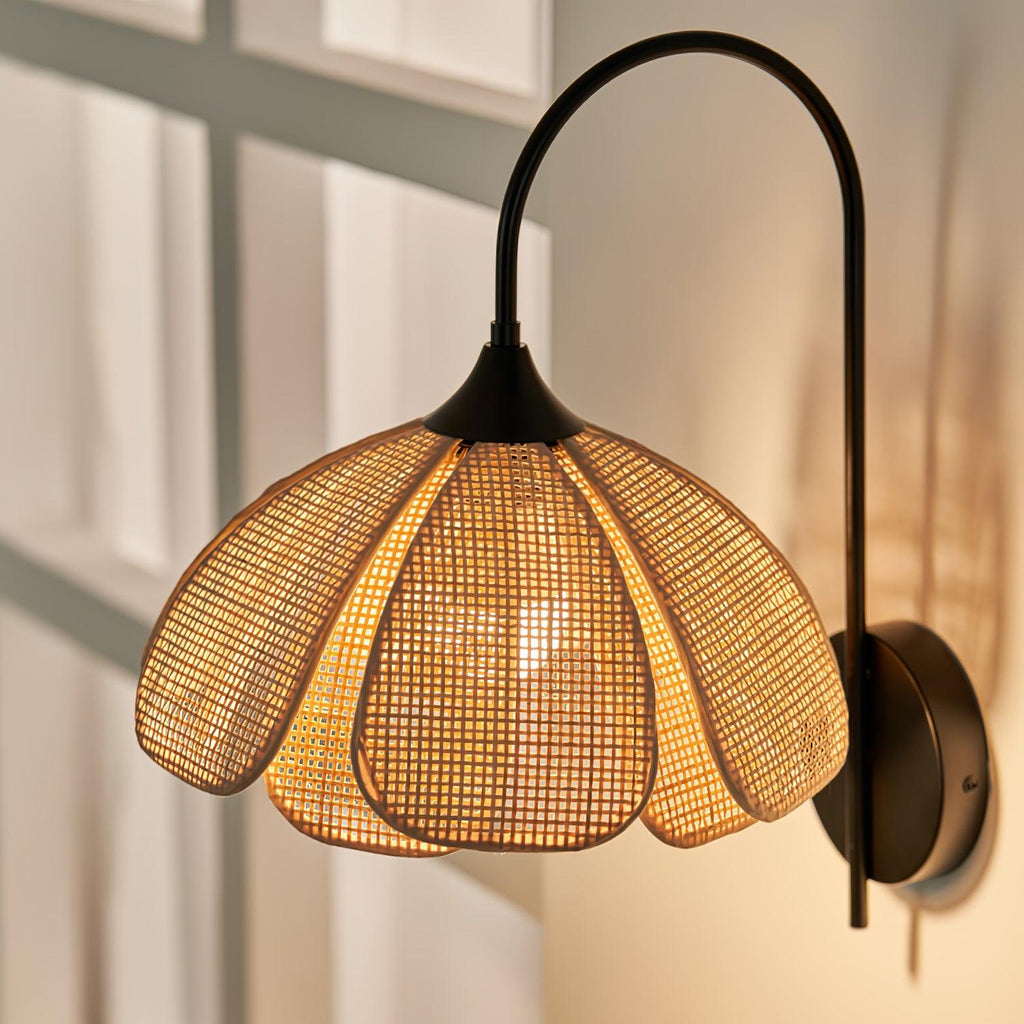 Edria Petal-Shaped Rattan Wall Lamp