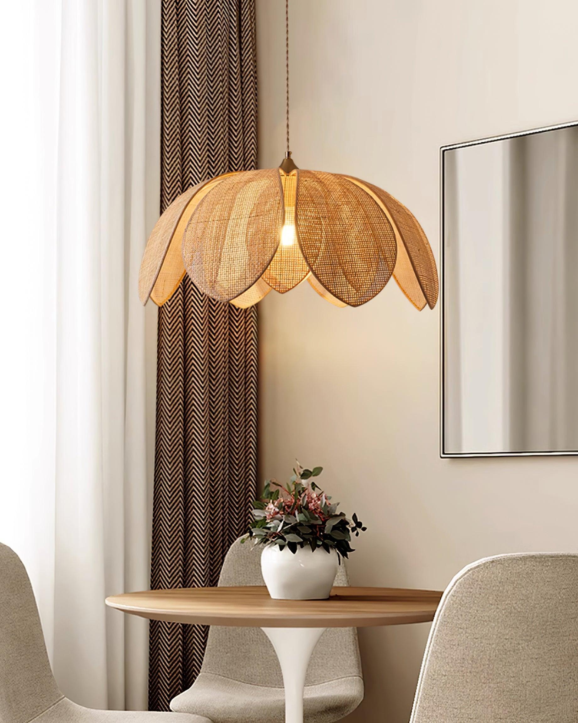 Fionel Rattan Pendant Lamp