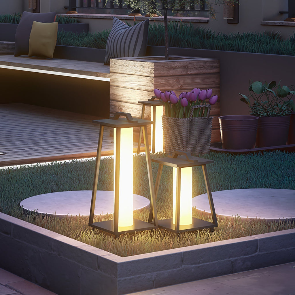 Ray Trapezoid-shaped Portable Outdoor Light