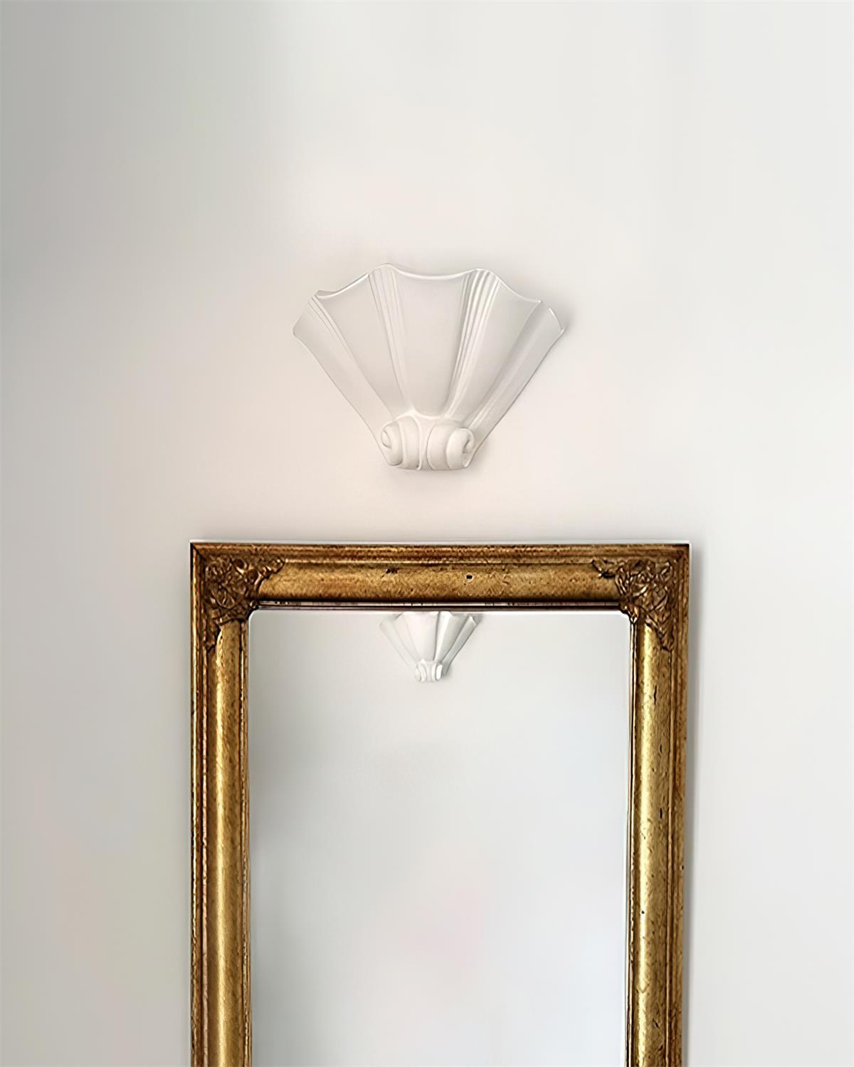Ysola White Plaster Shell Wall Lamp