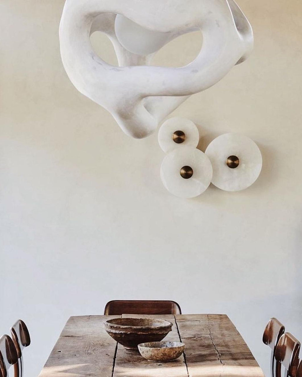 Round Wall Lamp Alabaster Cluster Trio