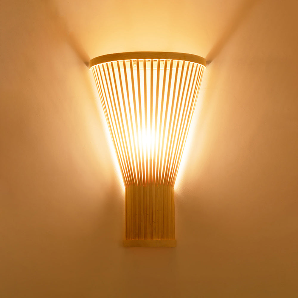 Muto Led Wall Mounted Bedside Lamp, Rattan/, Bedroom