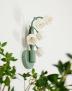Lily Wall Lamp