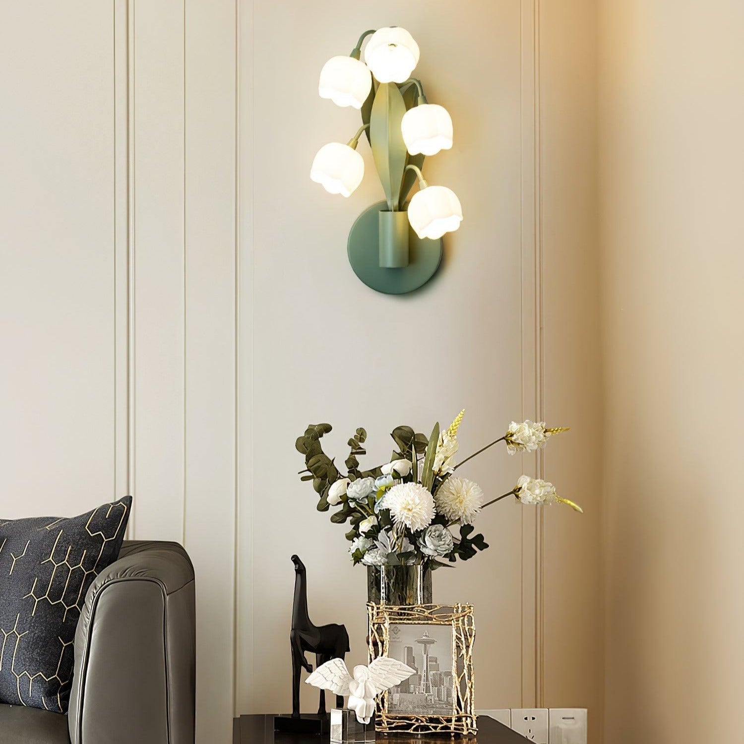 Aelis Natural Orchid Indoor Wall Lamp