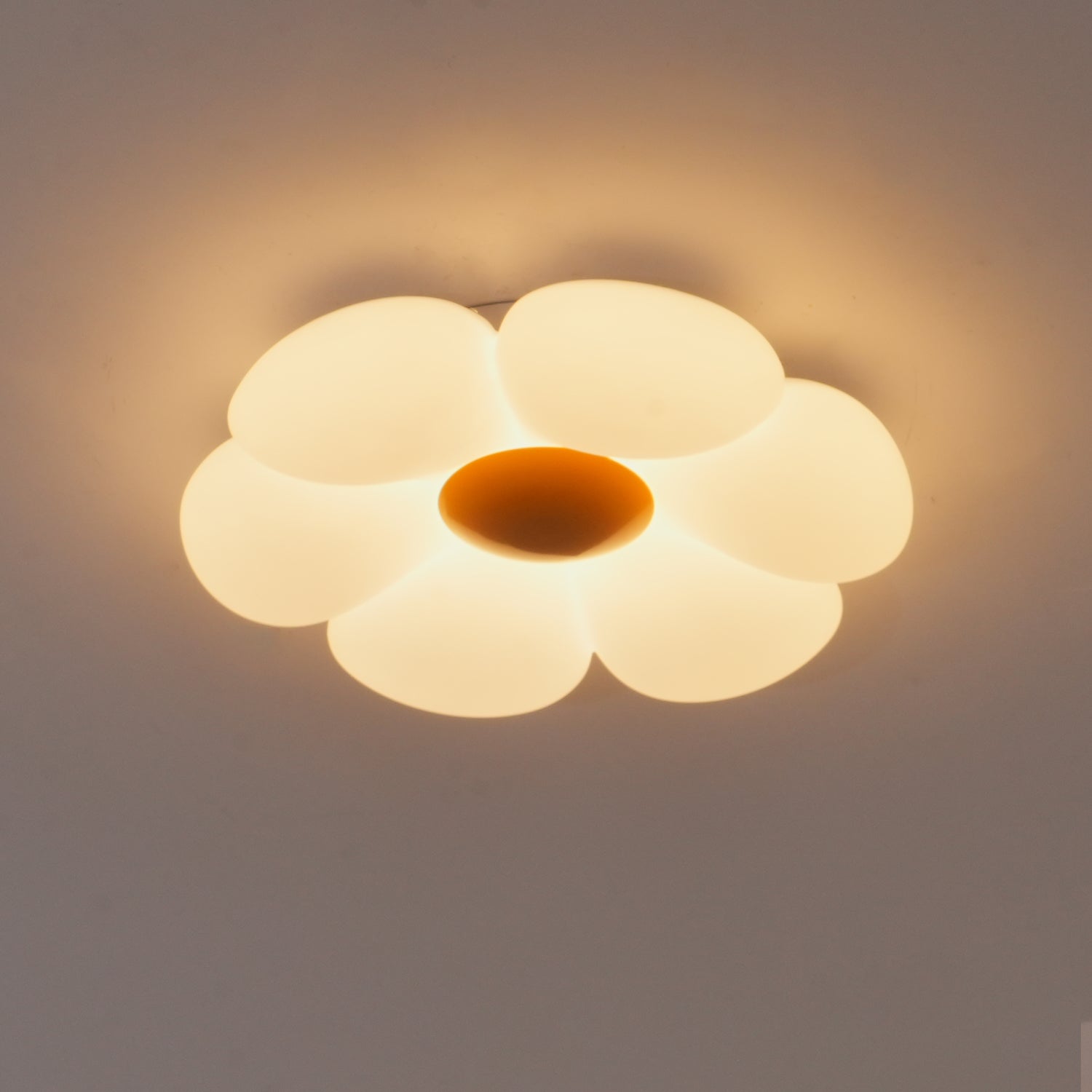 Solara Ceiling Lamp Six-Leaf Flower for Kids Room