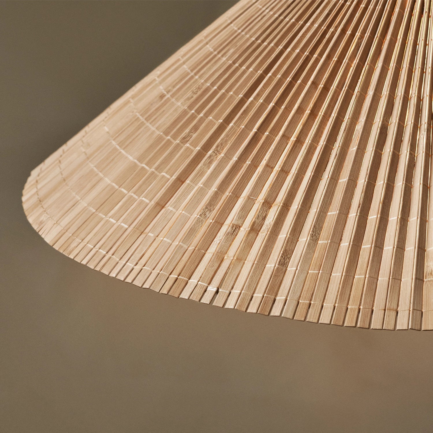 Feyla Natural Woven Pendant Lamp