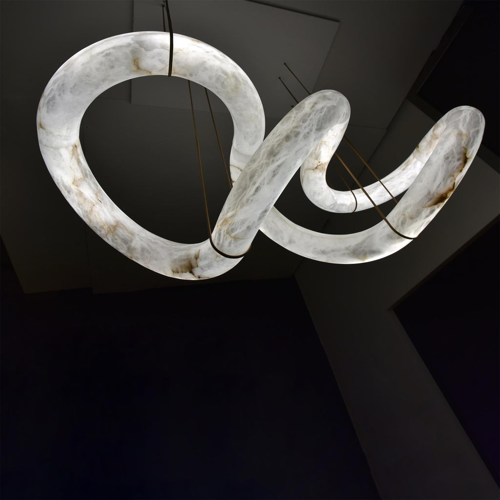 Utalyra Curved Alabaster Pendant Light