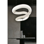 Utalyra Curved Alabaster Pendant Light