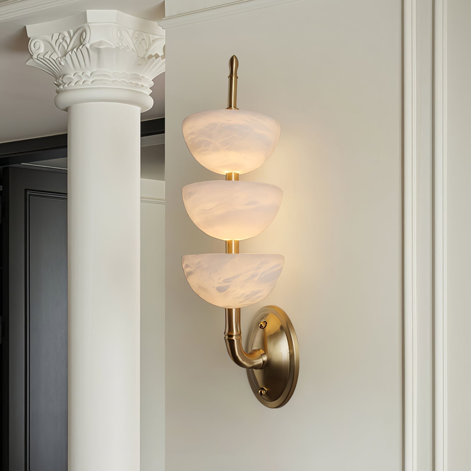 Ulmiraris Alabaster Wall Light