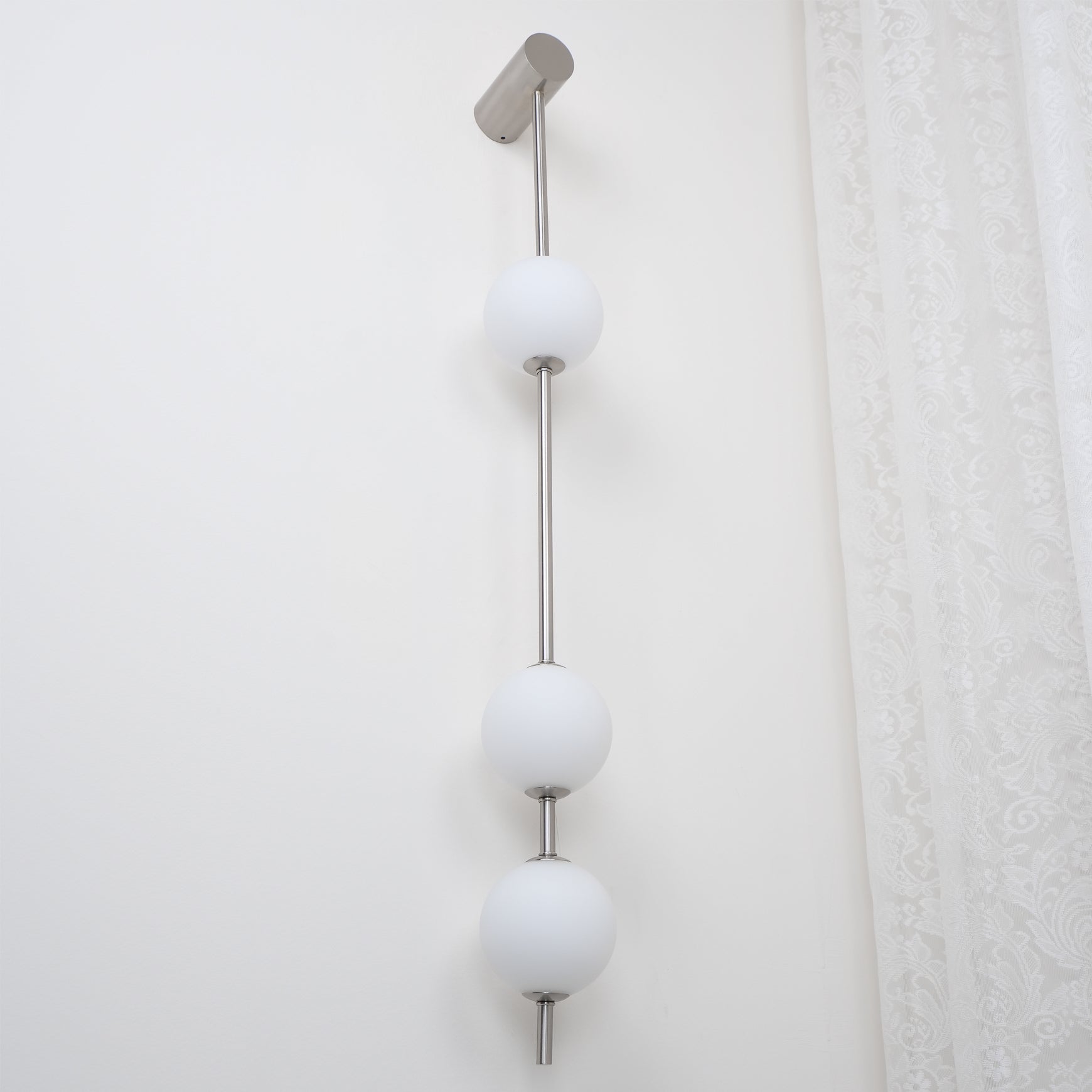 Valentina Vertical Balls Wall Lamp