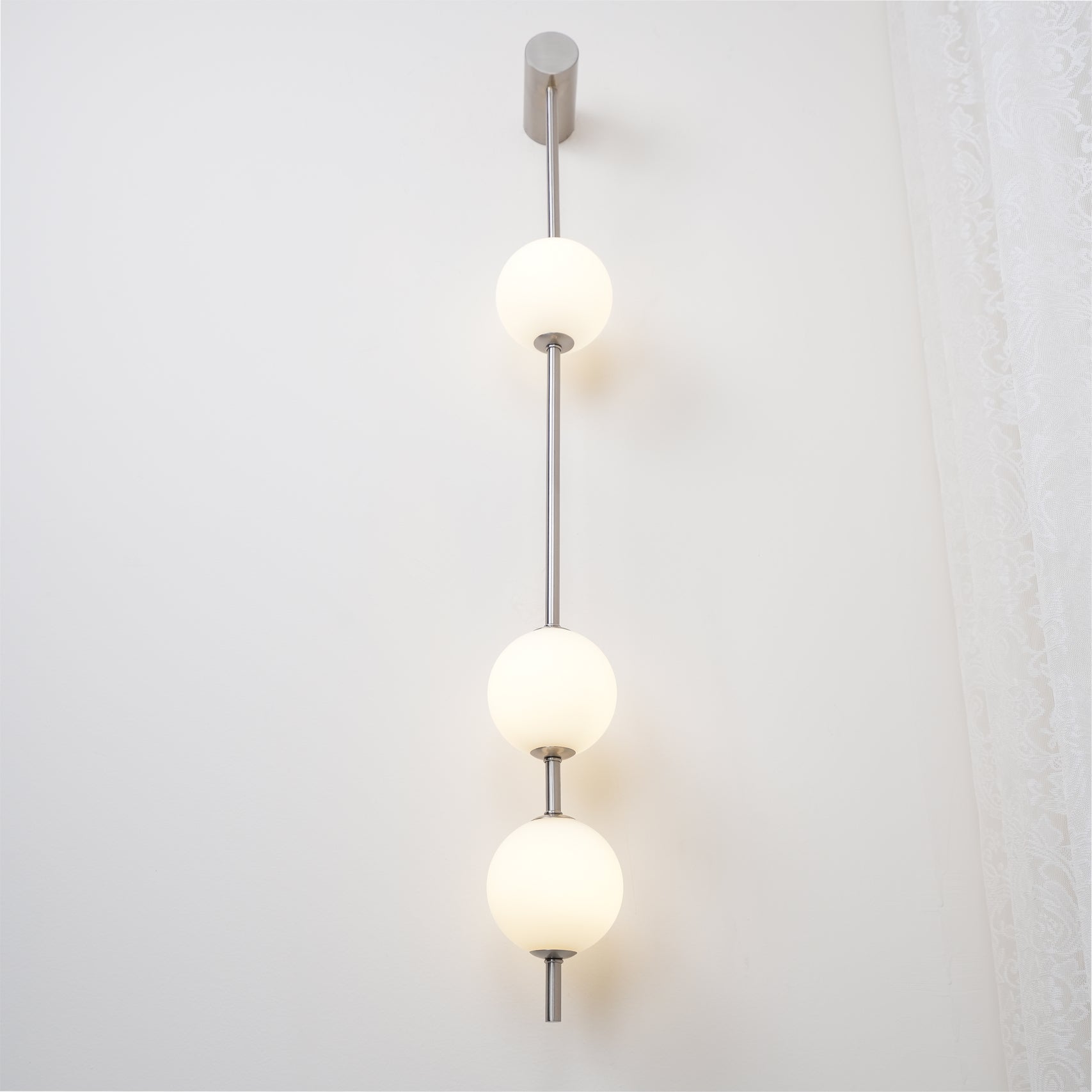 Valentina Vertical Balls Wall Lamp