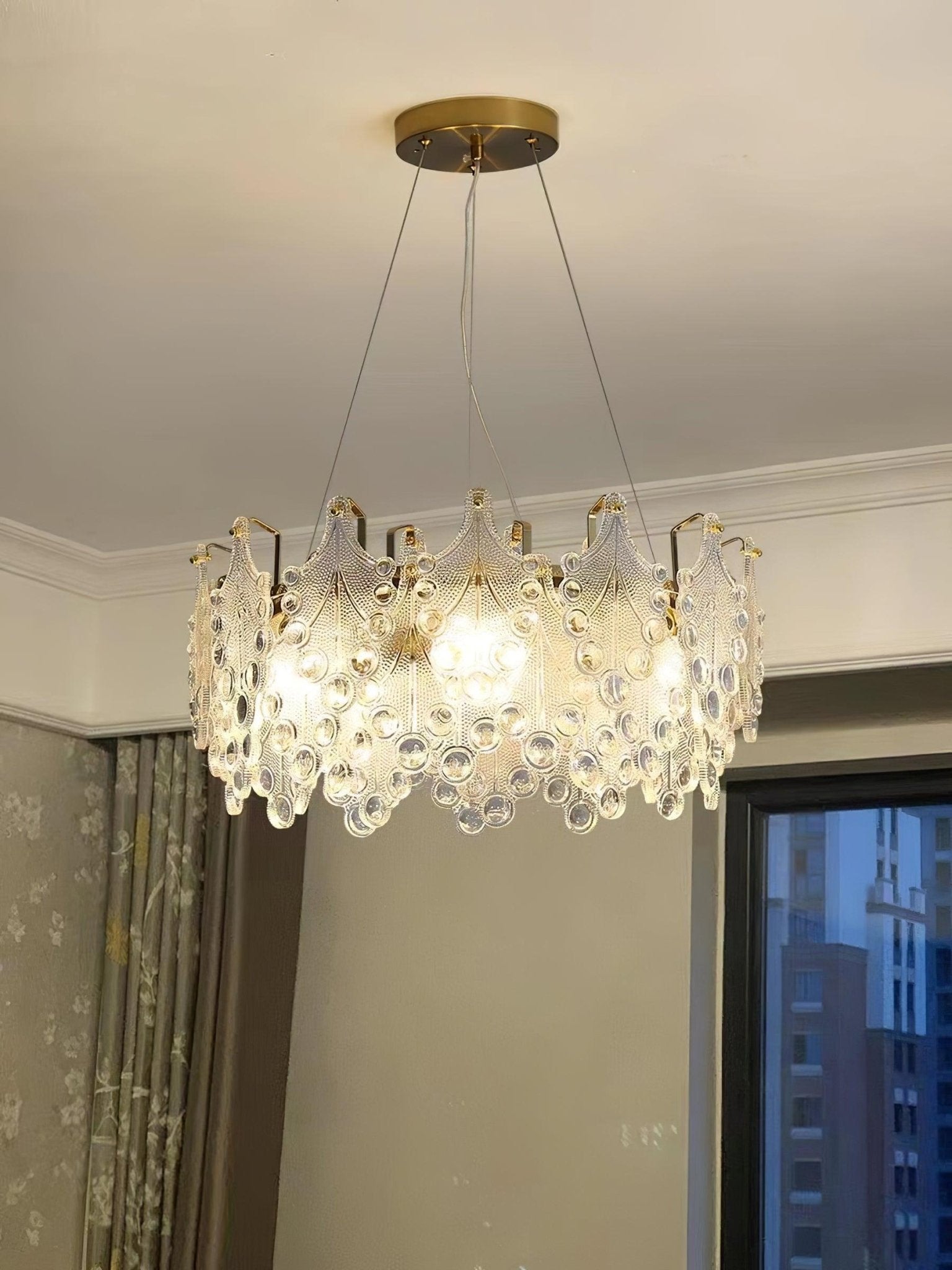 Cisorir  Crystal Chandelier