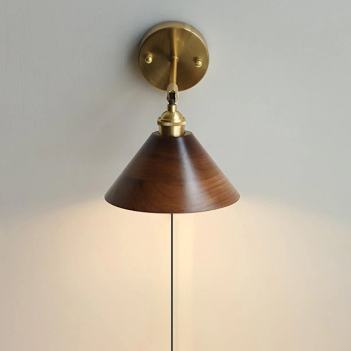 Eira Vintage Pull Chain Switch Wall Lamp