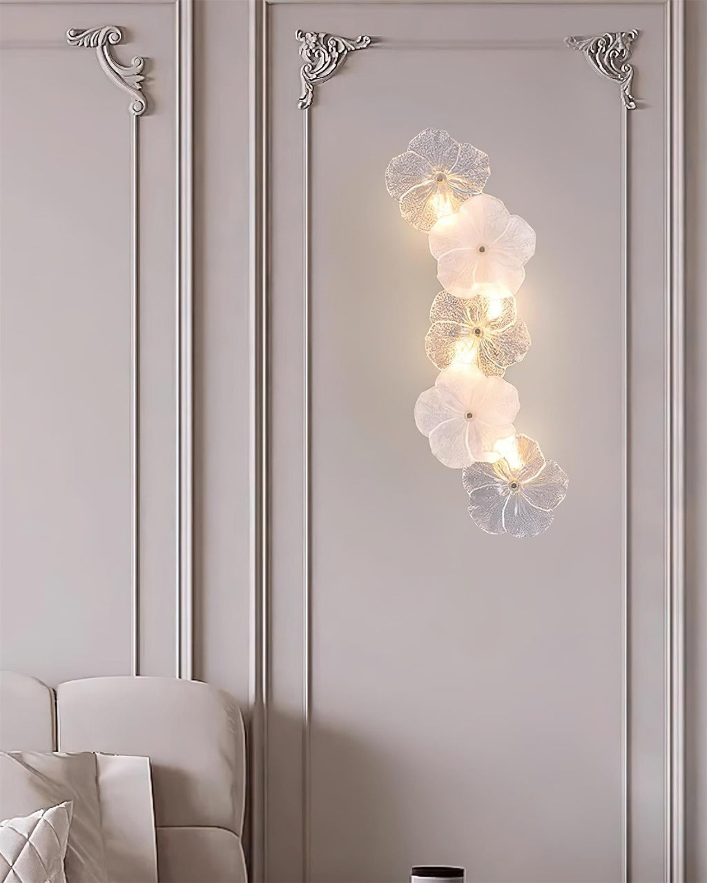 Givelle Floral Wall Lamp